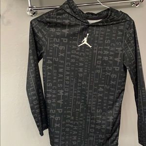 Boys Jordan long sleeve dri-fit shirt w/ hoodie